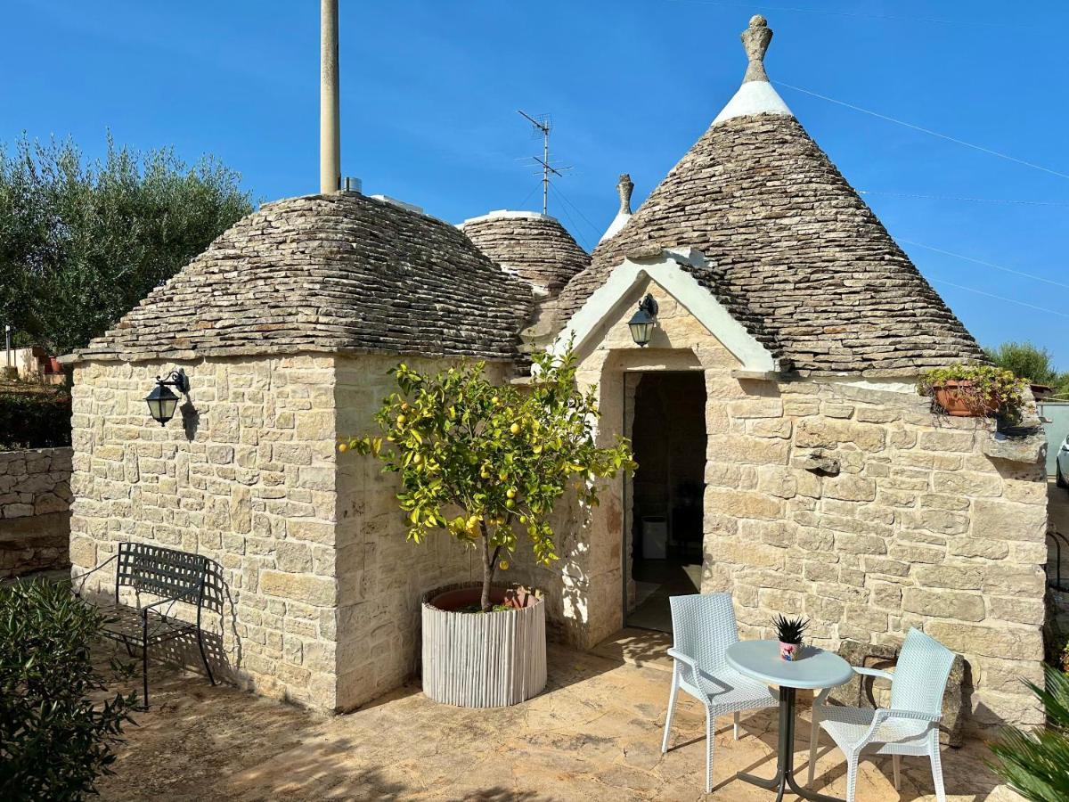 Вилла Trullo Il Carrubo Альберобелло Экстерьер фото