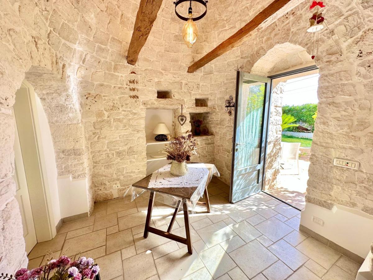 Вилла Trullo Il Carrubo Альберобелло Экстерьер фото
